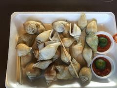 -东海岸人工湖美食村