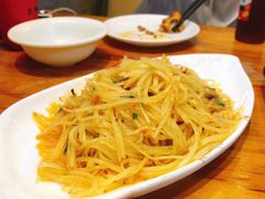 酸辣土豆丝-兔槽江湖菜·重庆璧山兔(水围店)