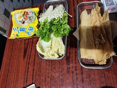-沙胆彪炭炉牛杂煲(成都玉林店)