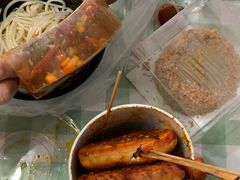 -歹歹的加个面过油肉拌面