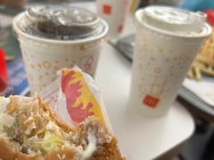 -麦当劳(鄂尔多斯机场店)
