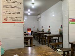 大堂-钟太怪噜(小吃街店)