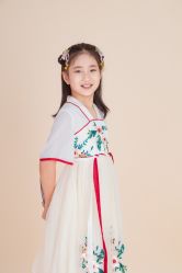 -小熊维尼高端儿童摄影(罗湖区总店)