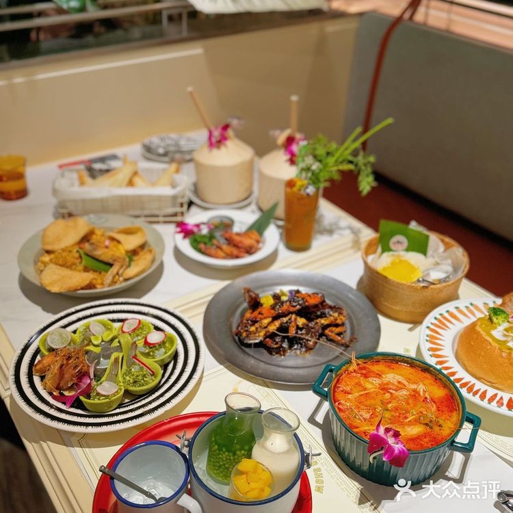 吃一万次都不腻的泰国菜️！这次的三亚之旅玩的好开心啊！