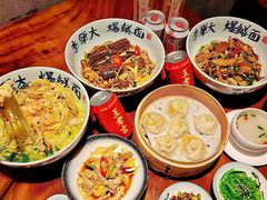 -李犟大爆鳝面·手工蟹黄包(湖滨西湖店)