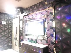 -加州红歌声宴KTV(白石洲店)