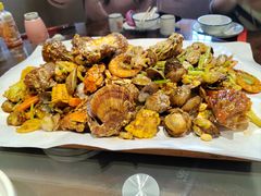 -东来菜馆•手抓海鲜家常菜•海鲜锅贴(鸽子窝店)