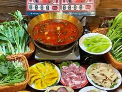 -黔多多贵州地摊火锅(木古地铁站店)