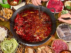 -黄潇洒老火锅(九眼桥宏济巷店)