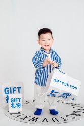 -小熊维尼高端儿童摄影(宝安旗舰店)