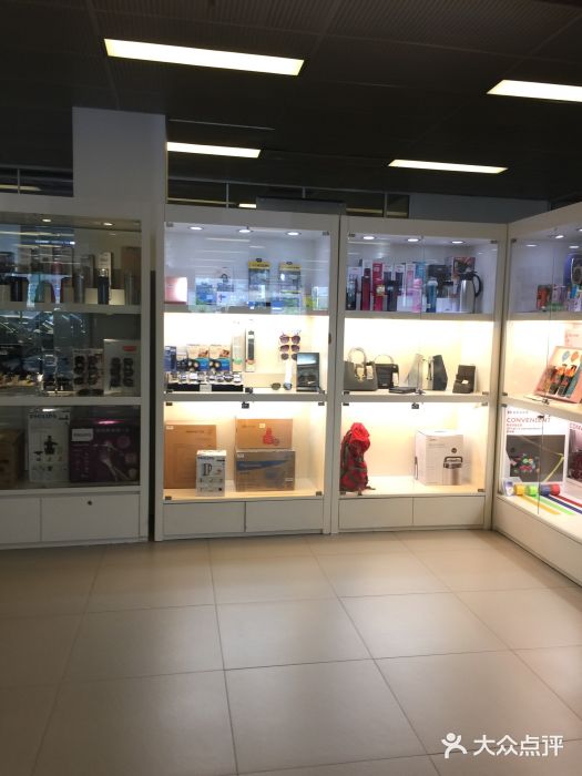 深圳锦龙奥迪4S店(前海店)图片