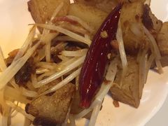-新大咀港式茶餐厅(宝山万达店)
