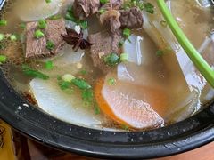 牦牛肉炖萝卜-燃木齐藏餐厅(八宿店)
