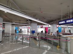 -东方体育中心(地铁站)