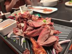 -百彦蒙古包·碳烤羊排·手抓羊肉(万江首店)