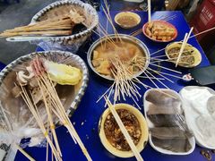-马路边边串串香(苗栗路店)