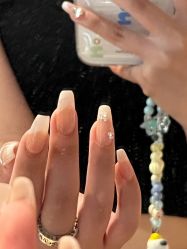 -Mo·Mo Nail 美甲美睫