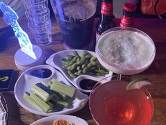 -UP嘻哈酒吧(粉巢店)