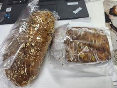 -面包新语(宝龙店)