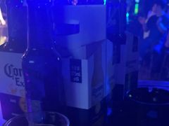 -滨海欢乐昔唐酒吧(财富星座店)
