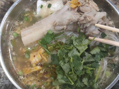 -衡阳筒子骨粉(好润佳店)