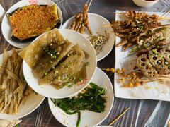 -亮亮烧烤(积玉桥总店)