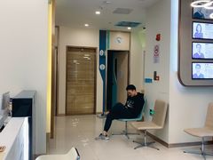 -维乐口腔(美维云门诊陆家嘴店)