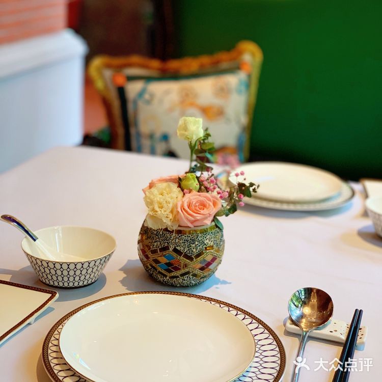 环境优雅娴静的小洋房美食