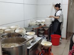 -文山荷鲜居(翠湖店)