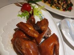 玻璃脆皮乳鸽-周三的情书花园餐厅(江北店)