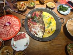 -萍姐火锅·公路夜市(武汉首店)