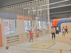 -悦动体能篮球羽毛球网球(三里河店)