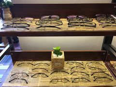 -肆兮眼镜·蔡司·徕卡战略合作店(大坪店)