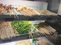 -耍哥串串香(香月湖店)
