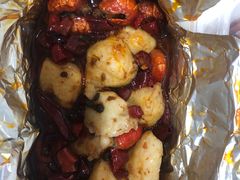 -扒虾小妹儿麻辣海鲜(宏图街店)