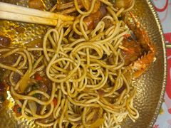 -肥肥虾庄·金牌油焖大虾(汉口城市广场店)
