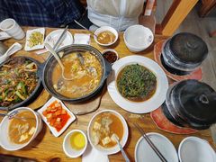 -百年石锅饭·朝鲜族传统民餐