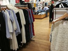 -优衣库(郑州丹尼斯大卫城店)