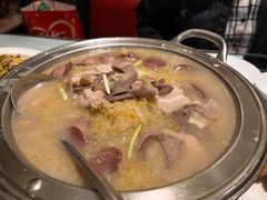 -吴记酱骨炖菜馆(康安路店)