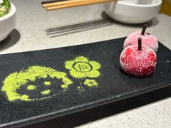 -海底捞火锅(新松江路生日主题店)