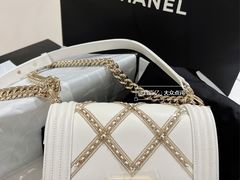 -CHANEL(恒隆广场店)