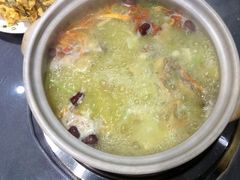 鲍鱼乌参猪肚鸡-金龙·打边炉(南京西路店)