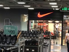 -上品折扣(回龙观店)