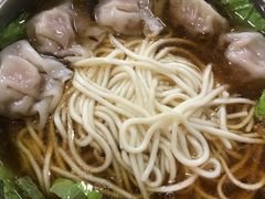 -六合夜市