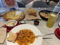 -必胜客餐厅(昆百大泰业城店)