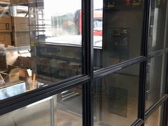 面包甜点陈列柜-来回·咖啡(钟村咖啡豆店)