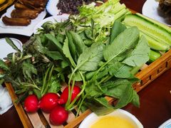 -鸿运美食府