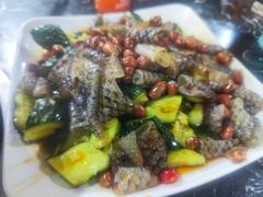 -牛一煲美食(江高店)