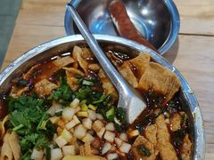 -柳州肥姨妈大骨螺蛳粉(沙河店)