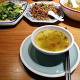 一个像回家吃饭的小店，很温馨